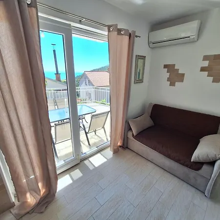 Modric Apartment *